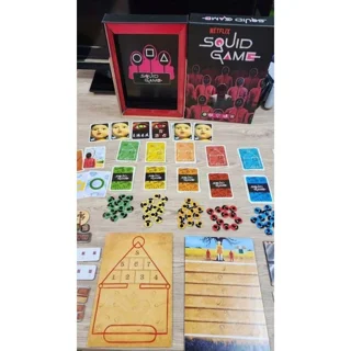 بازی فکری اسکویید گیم (Squid Game) چارپایه | رقابت بقا در خانه مناسب 3 تا 6 نفر